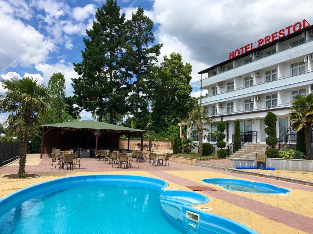 Hotel Prestol Охрид Екстериор снимка